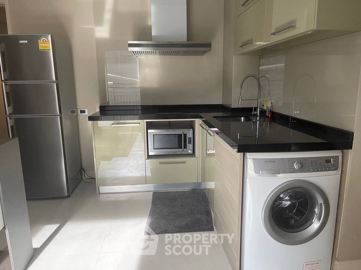 picture 1-BR Condo at The Crest Sukhumvit 24 near BTS Phrom Phong (ID 1221845) - 5/13