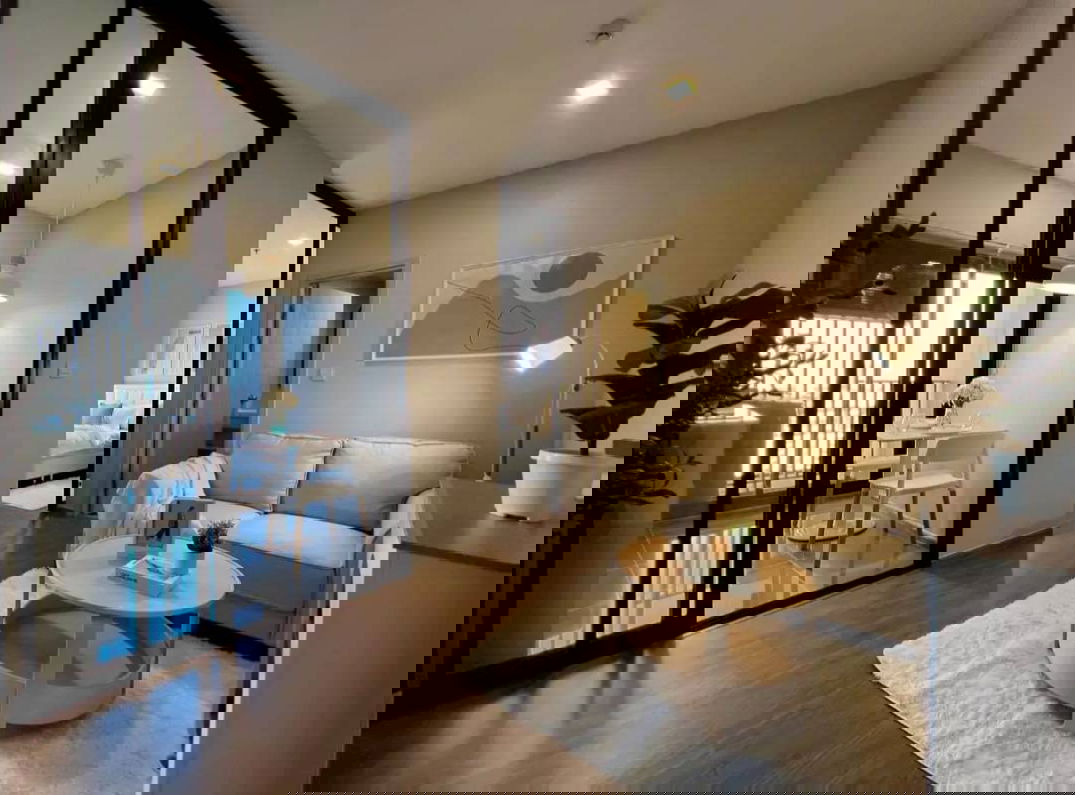 รูป Metris Rama 9 - Ramkhamhaeng 1B1B ชั้น 12 ขนาด 30 ตร.ม เช่า 17,000 บาท/เดือน Ready to move in - รูปที่ 2/8