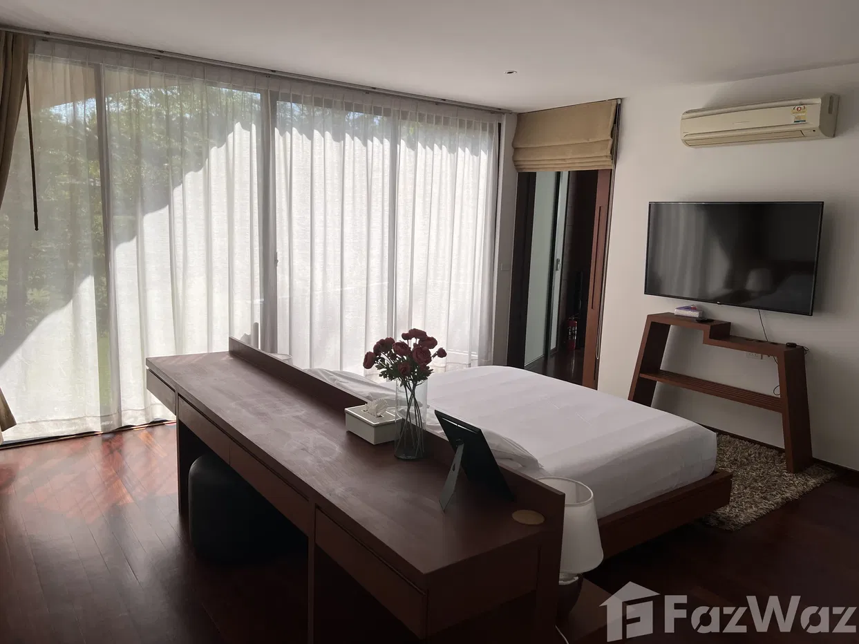 picture 4 Bedroom Golf Pool Villa in Kathu 5950522 - 8/21