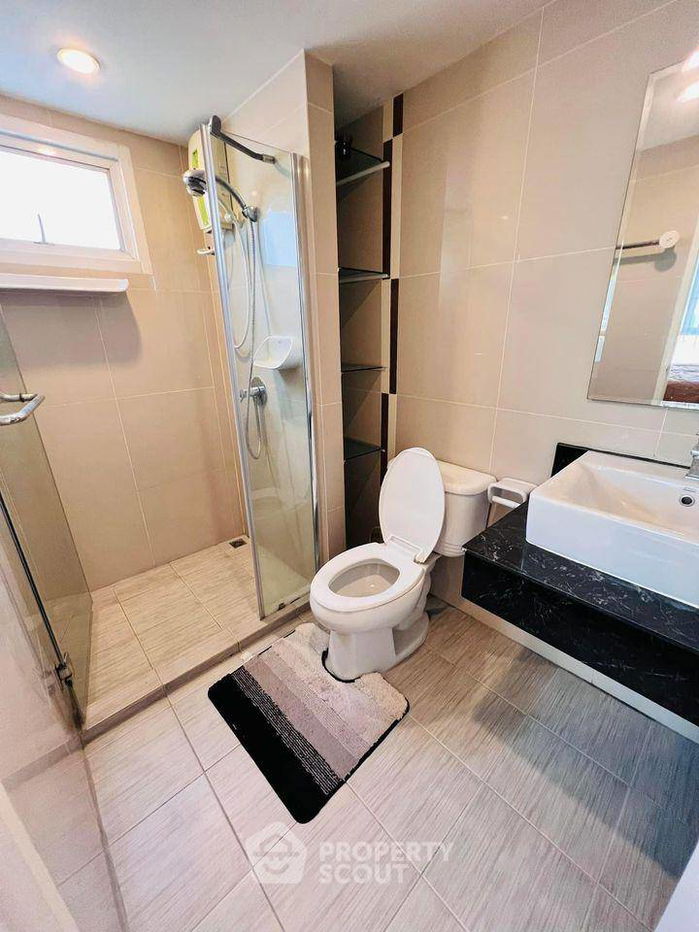 picture 2-BR Condo at Zenith Place @ Sukhumvit Condominium near BTS Phra Khanong (ID 782675) - 9/13