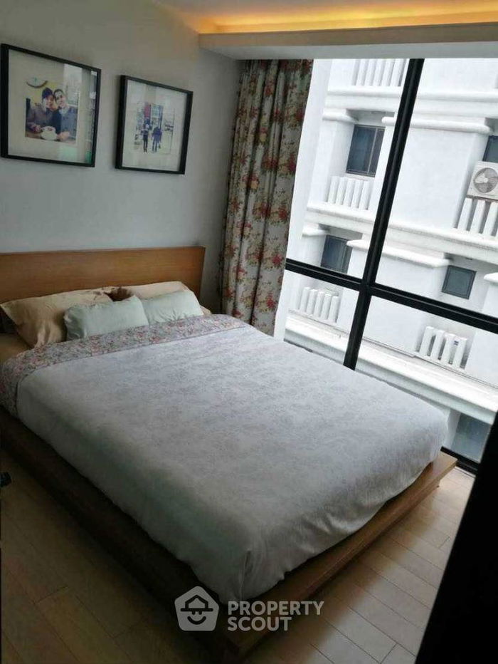 picture 1-BR Condo at Socio Ruamrudee near BTS Nana (ID 1432724) - 3/9