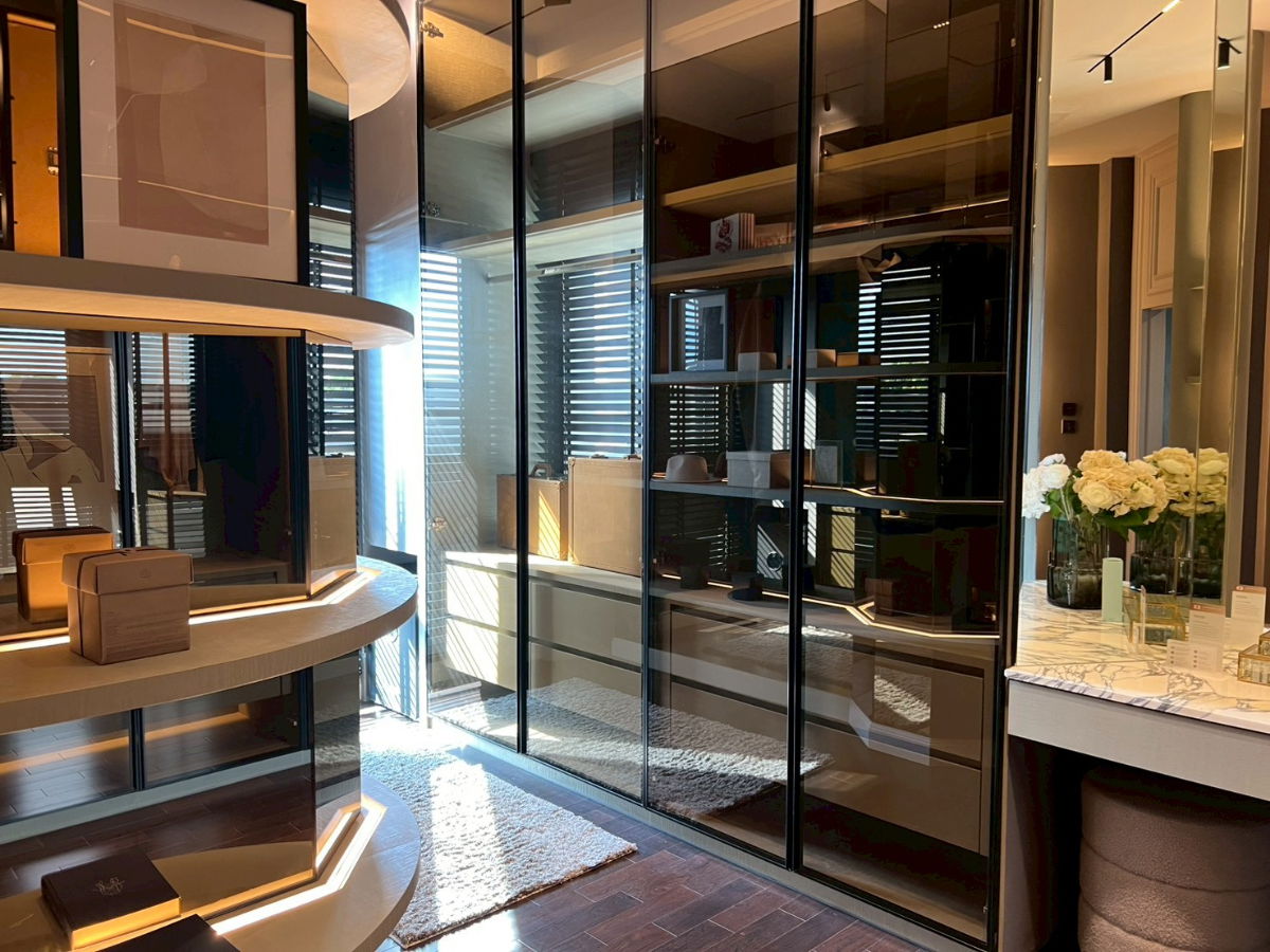 รูป Grand Bangkok Boulevard กรุงเทพกรีฑา บ้านเดี่ยวหรูสไตล์ Modern Classic ใกล้ ARL ลาดกระบัง และสนามบินสุวรรณภูมิ เพียง 62 ครอบครัวเท่านั้น - รูปที่ 8/36