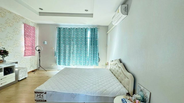 รูป เพลินนารี่ มอลล์ 1.3 กม. เช่าบ้านเดี่ยว 2 ชั้นสวย ตลาดถนอมมิตร 1กม. พร้อมเฟอร์ฯ 60ตร.วา. 240ตร.ม 3นอน 3 น้ำ - รูปที่ 3/8