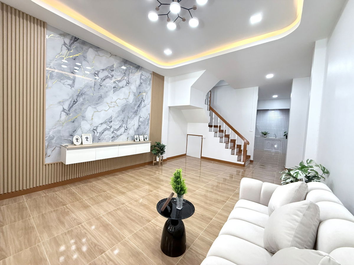 รูป ทาวน์เฮ้าส์รีโนเวทใหม่ ทำเลดี หมู่บ้าน มารวย ซอยร่มเกล้า 44 ใกล้แอร์พอร์ทลิงค์ สุวรรณภูมิ รามคำแหง คลองสามประเวศ ลาดกระบัง - รูปที่ 5/22