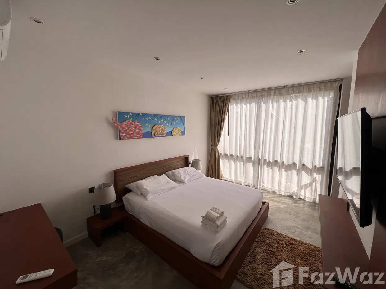 picture 4 Bedroom Golf Pool Villa in Kathu 5950522 - 11/21