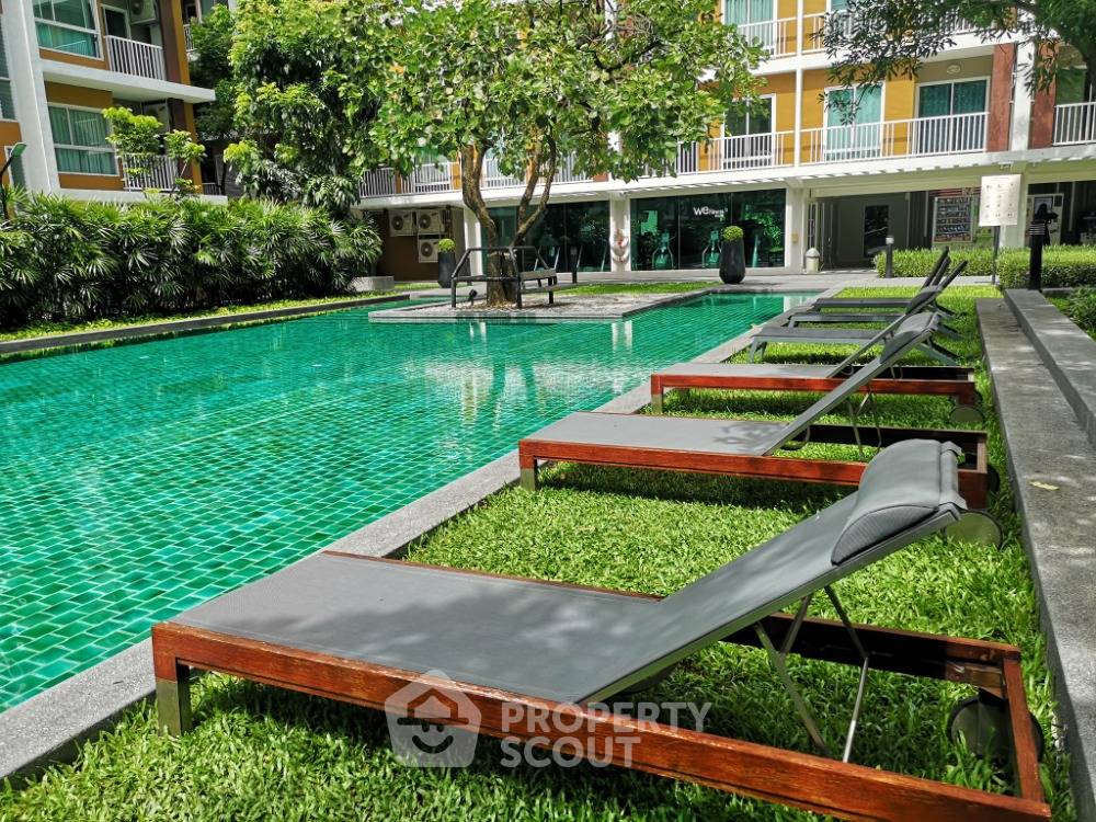 picture 1-BR Condo at We Condo Ekamai Ramindra in Tha Raeng (ID 811117) - 3/11