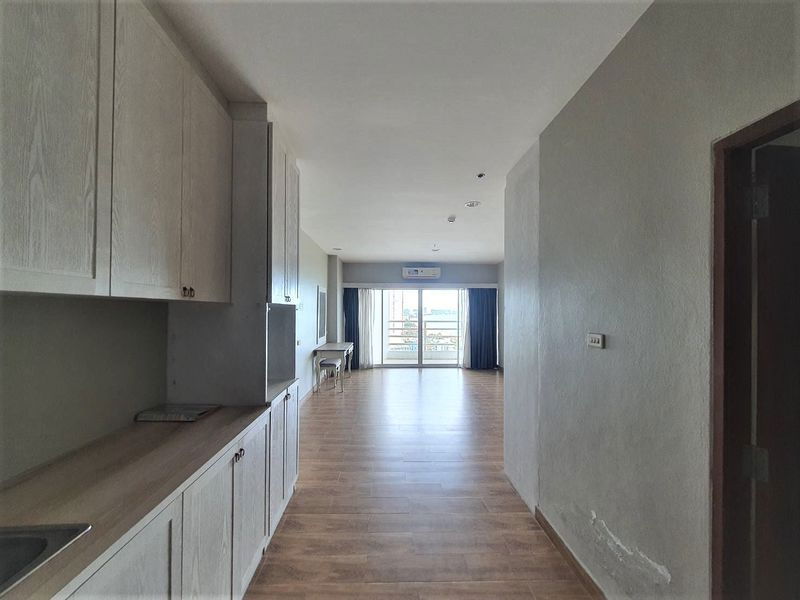 picture Sale lovely studio 48 Sq.m with sea view  - 9/13