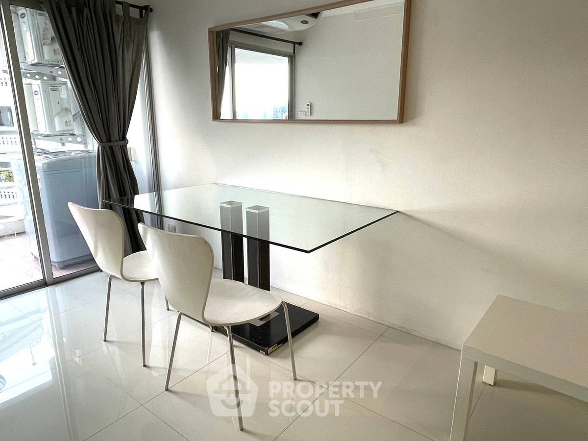 picture 2-BR Condo at The Waterford Diamond Tower Sukhumvit near BTS Phrom Phong (ID 1777079) - 6/8