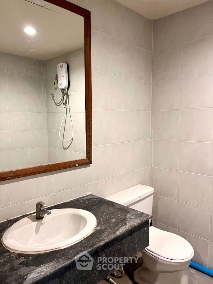 picture 2-BR Condo at Ratchayothin Place Condominium near BTS Ratchayothin (ID 1506355) - 23/23