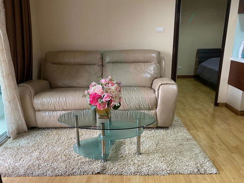 For rent condo J.W. BOULEVARD SRIVARA Building A, Floor 3,2 bed room, Room size 57.00 sqm