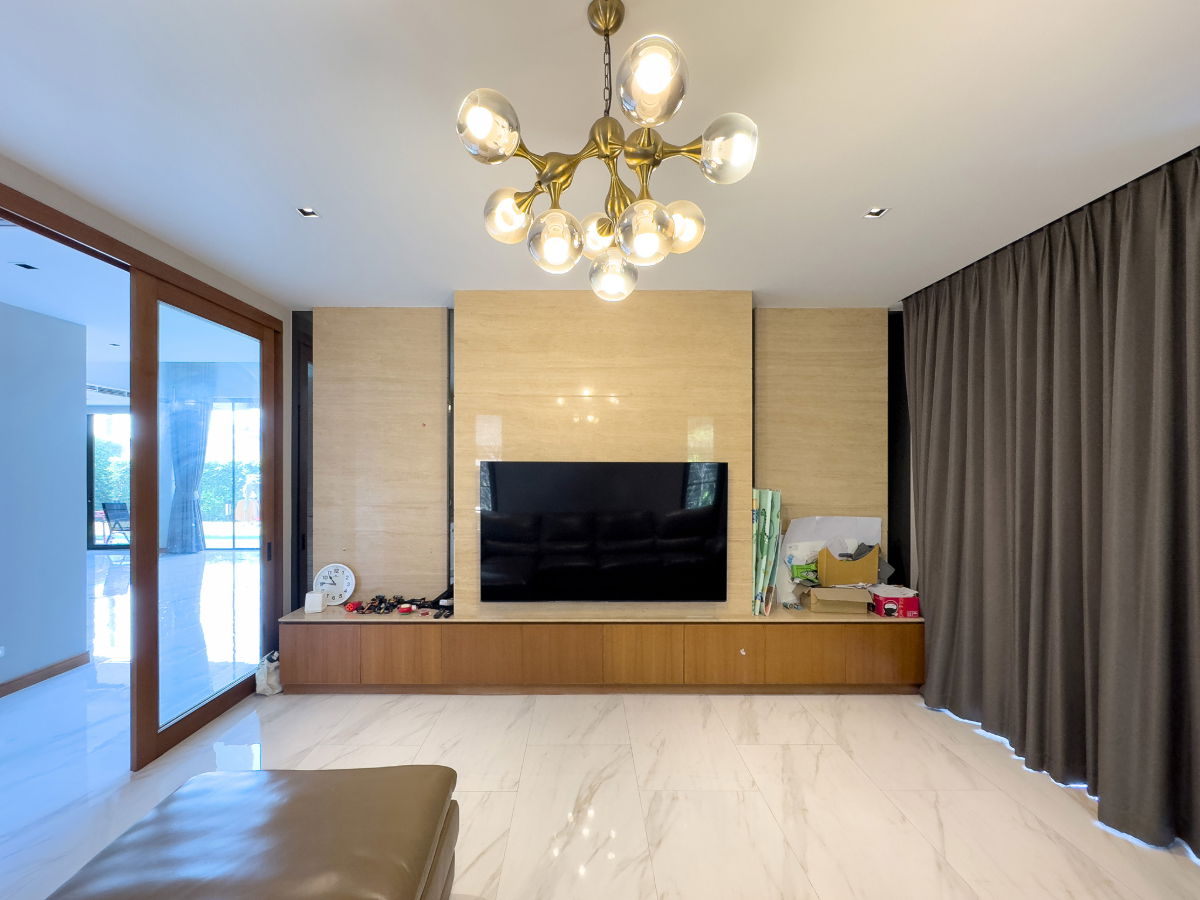 รูป เจ้าของขายเอง! บ้านเดี่ยวหรู รีโนเวทใหม่สไตล์โมเดิร์น พร้อมรายได้ค่าเช่า 210,000 บ./เดือน ขายบ้าน เอเวอร์กรีน วิลล์ บางนา–ตราด 56 (Evergreen Ville) - รูปที่ 13/41