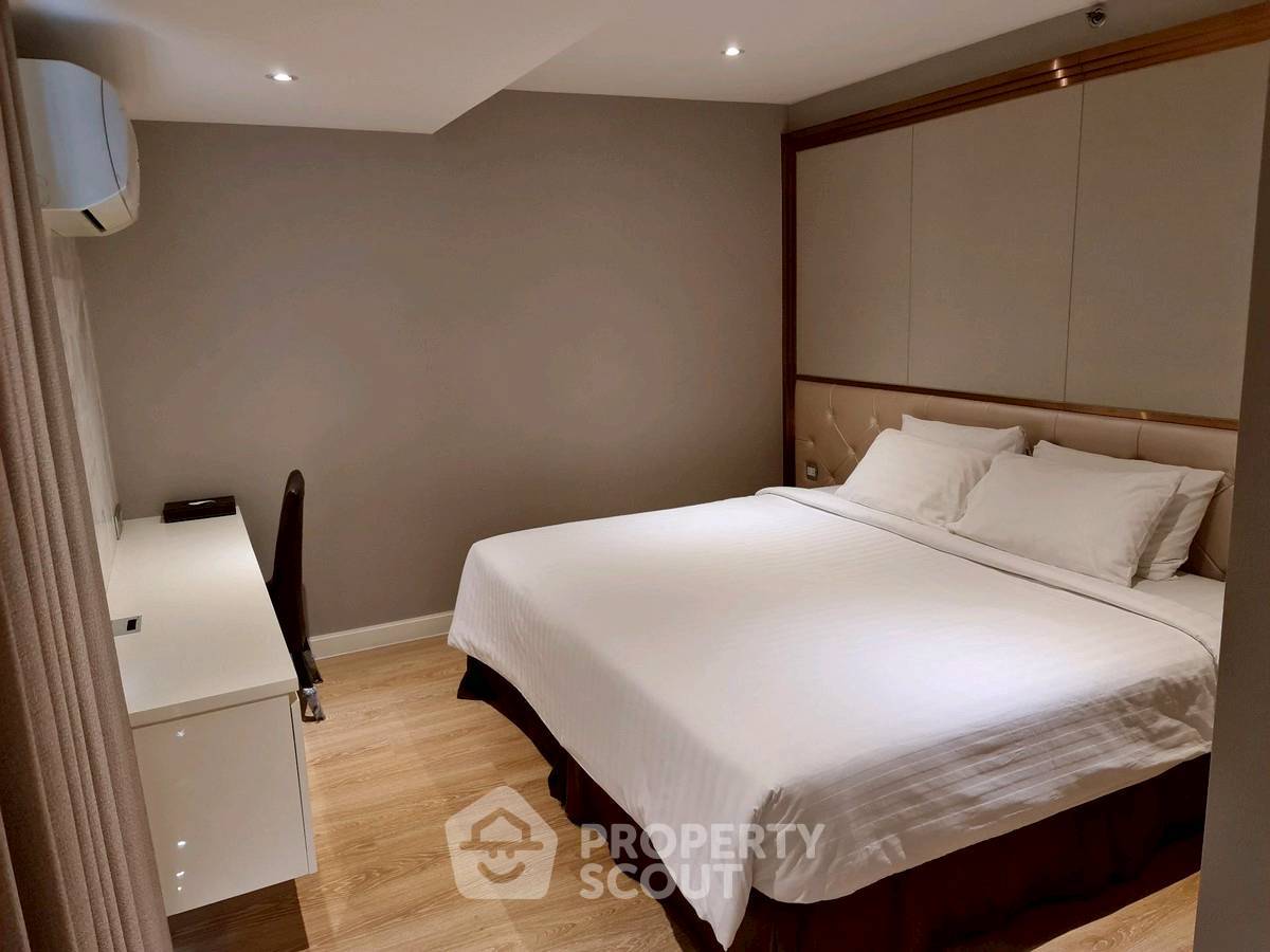 picture 4-BR Condo at H Sukhumvit 43 near BTS Phrom Phong (ID 2513803) - 9/15