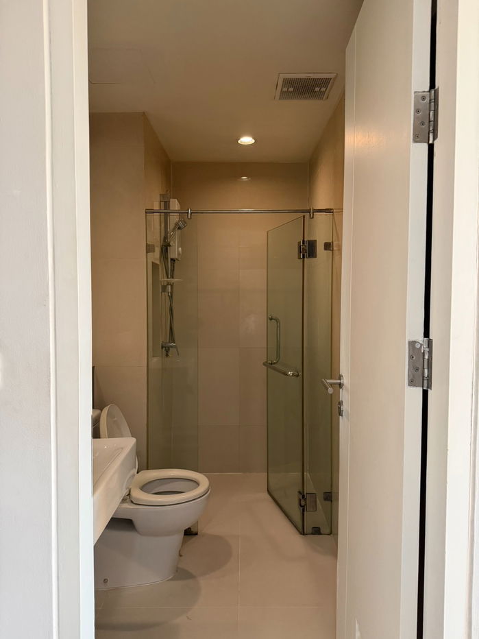 รูป ใกล้รถไฟฟ้า และรถประจำทาง ใกล้ห้าง  เซล รัตนา - รูปที่ 9/9