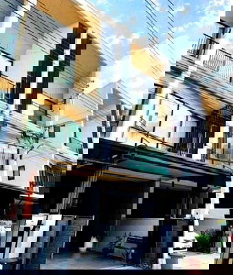 ทาวน์โฮม กรุงเทพมหานคร : 🟢ขายบ้านสวย ราคาดี 3 ห้องนอน!! พร้อมอยู่!! 🟢ทาวน์โฮม นลิน แกรนด์ อเวนิว วงแหวน - พระราม 9 ติด ถนนศรีนครินทร์ สอบถาม📱ADD LINE @572aurac แอดมินตอบไว✨