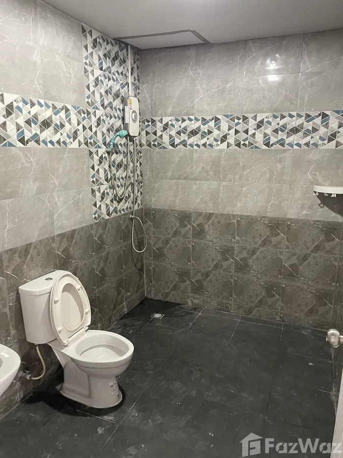 picture 3 Storey Large townhouse 800 Meters to MRT Thapra 5921102 - 10/12