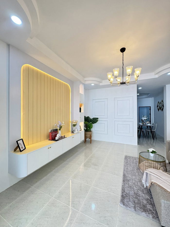 picture Townhome for Sale – Nong Ket Yai, North Pattaya - 1/18