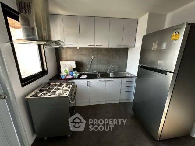 picture 3-BR Condo at Le Premier 2 Condominium near BTS Thong Lor (ID 2337937) - 10/14