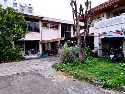 ที่ดิน บิ๊กซี ซูเปอร์เซ็นเตอร์ เอกมัย : ขายด่วน! ที่ดินซอยเอกมัย 22 (ปรีดี 41) เนื้อที่ 289 ตรว. พร้อมบ้านเก่า 