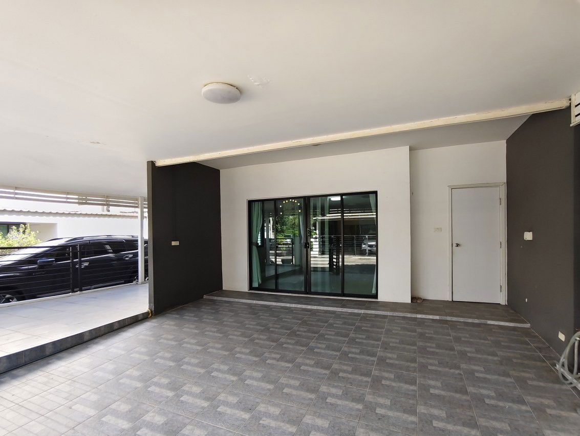 รูป ขายทาวน์โฮมมือสองนนทบุรี โครงการ เดอะคอนเนคอัพ3 รัตนาธิเบศร์17 (The Connect Up 3 Rattanathibet 17) หลังมุม ใกล้รถไฟฟ้าสายสีม่วงสถานี แยกนนทบุรี 1  - รูปที่ 2/15