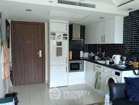 1-BR Condo at Grand Avenue Pattaya close to Pattaya South (ID 2515749)
