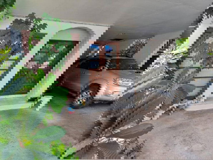 รูป ขายด่วน! บ้านเดี่ยว (2 หลัง) บนที่ดิน 53 ตรว. - รูปที่ 2/4