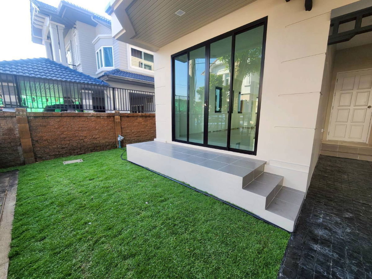 รูป บ้านเดี่ยวมือสองตกแต่งใหม่ โครงการ ธนาสิริ รัตนาธิเบศร์ (Thanasiri Rattanathibet) เนื้อที่ 54.40 ตร.ว. ใกล้รถไฟฟ้าสายสีม่วงสถานีบางพลู - รูปที่ 4/19