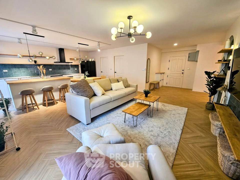 รูป คอนโด 3-ห้องนอน ที่ สราญใจ แมนชั่น คอนโดมิเนียม ใกล้ BTS นานา (ID 2347276) - รูปที่ 1/12