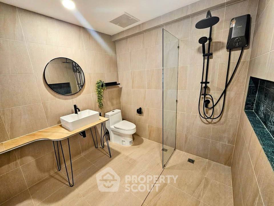 รูป คอนโด 3-ห้องนอน ที่ สราญใจ แมนชั่น คอนโดมิเนียม ใกล้ BTS นานา (ID 2347276) - รูปที่ 8/12