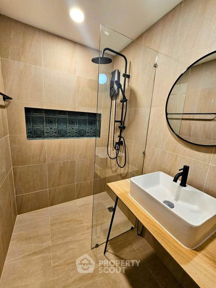 รูป คอนโด 3-ห้องนอน ที่ สราญใจ แมนชั่น คอนโดมิเนียม ใกล้ BTS นานา (ID 2347276) - รูปที่ 10/12