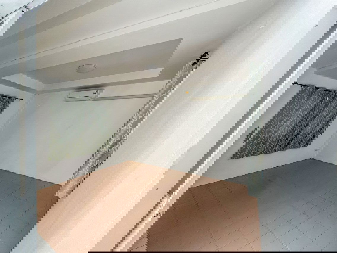 รูป ขายบ้านแฝดมือสองนนทบุรี โครงการ เพชรลดา ท่าอิฐ เนื้อที่ 43 ตร.ว. ใกล้รถไฟฟ้าสายสีม่วงสถานีบางรักน้อยท่าอิฐ  - รูปที่ 4/13