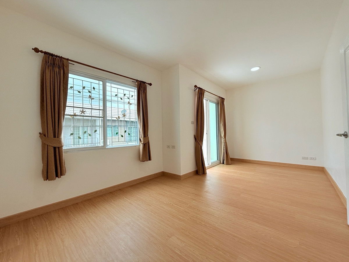 รูป 🏠 ขายบ้าน : THE COLORS LEISURE BANGNA KM.8 (เดอะ คัลเลอร์ส เลชเชอร์ บางนา กม.8) รหัสทรัพย์ | 📌 LNP-H739 - รูปที่ 13/22