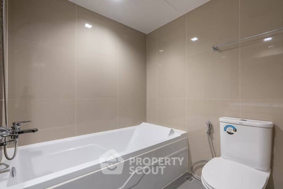 picture 1-BR Condo at Ideo Sukhumvit 93 near BTS Bang Chak (ID 2515400) - 8/14