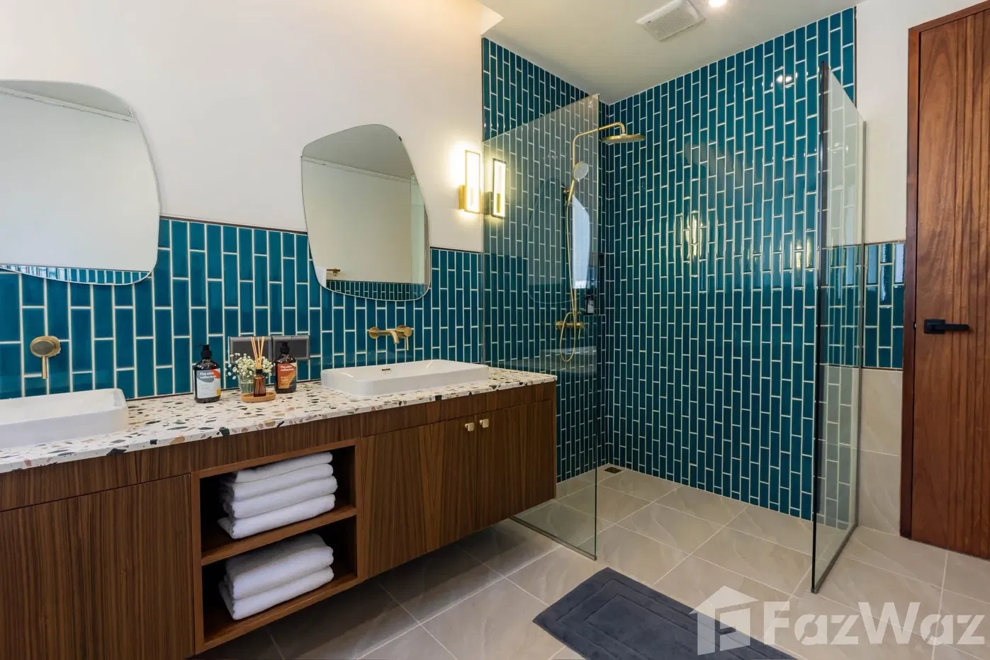 picture 4 Bedroom Villa for sale in Rawai, Phuket  5949899 - 7/13