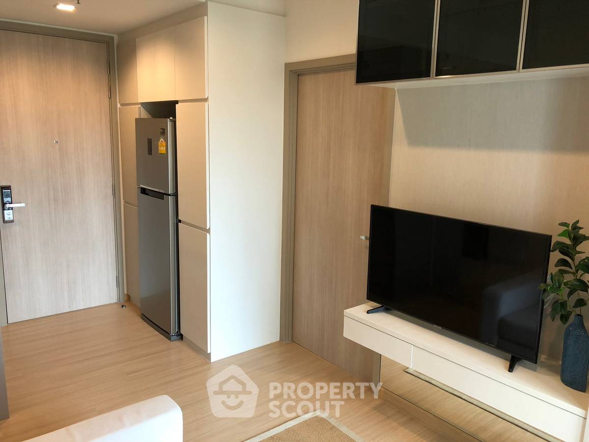 picture 1-BR Condo at Whizdom Connect Sukhumvit near BTS Punnawithi (ID 621118) - 10/19