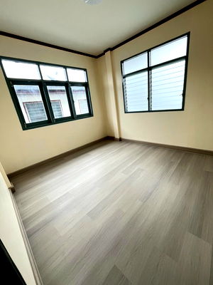 บ้านเดี่ยว ม.เอเชียอาคเนย์ : ขายบ้าน2ชั้น  31.5ตร.ว.ใกล้ ม.เอเชีย เพชรเกษม