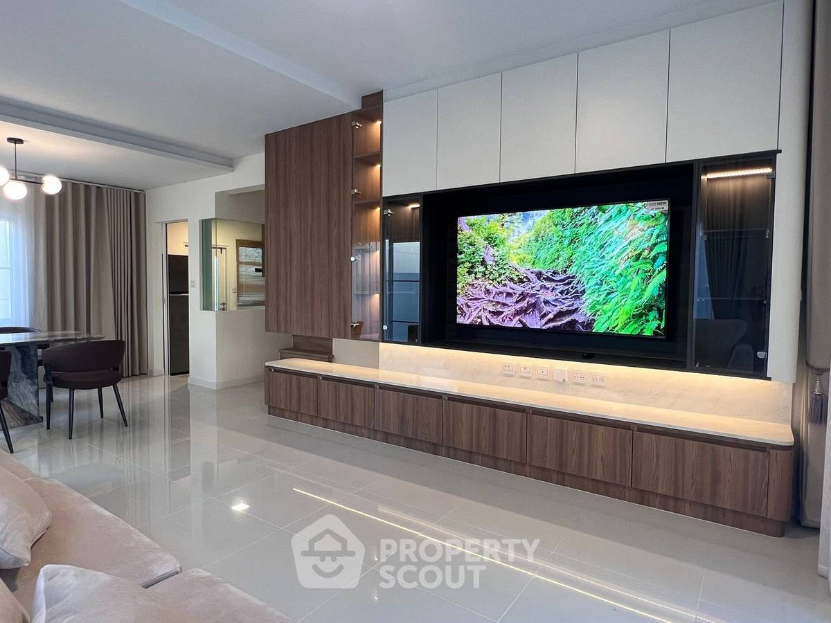 รูป บ้าน 4-ห้องนอน ที่ วิลลาจจิโอ 3 ศรีนครินทร์-บางนา ใน บางแก้ว (ID 2515248) - รูปที่ 2/11