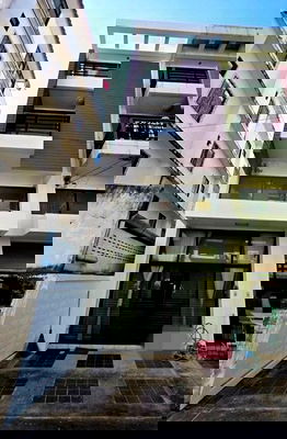 Houses for rent : FOR RENT  HOUSE PROPERTY  18000 BAHT per MONTH