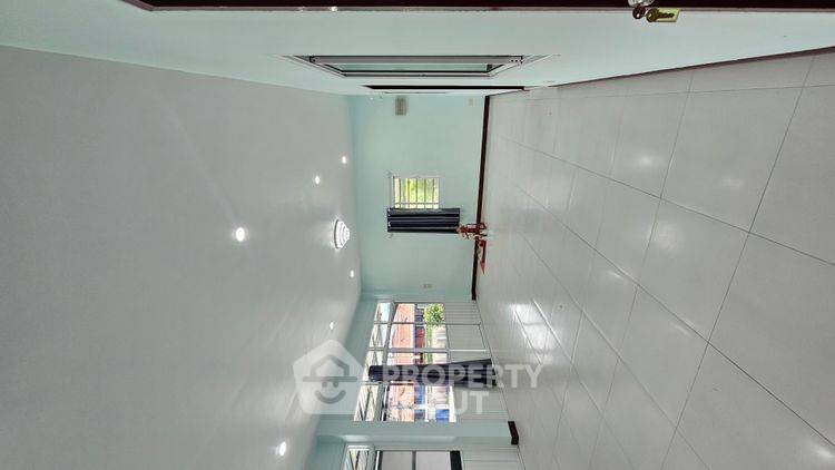 รูป บ้าน 2-ห้องนอน ใน บ้านบึง (ID 2515751) - รูปที่ 4/13