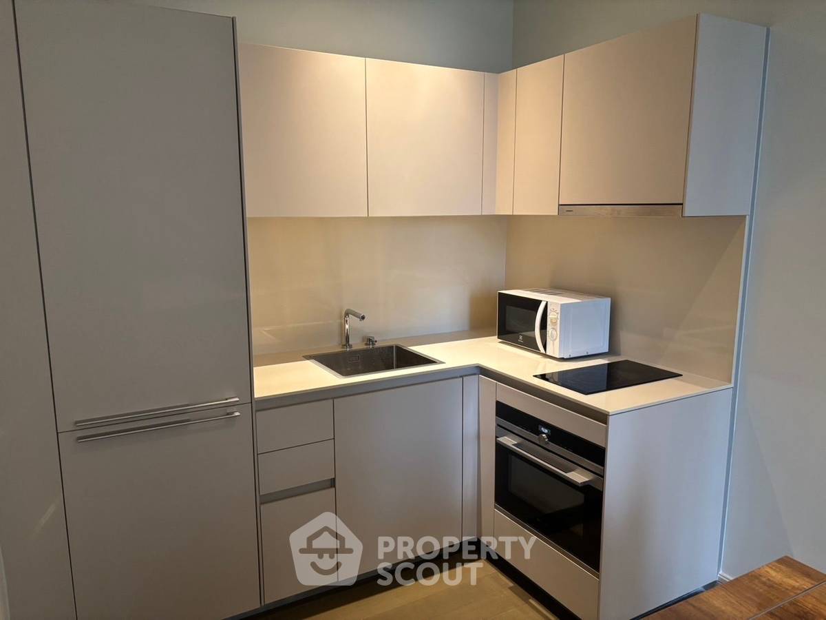 picture 1-BR Condo at Magnolias Ratchadamri Boulevard near BTS Ratchadamri (ID 2304513) - 2/8