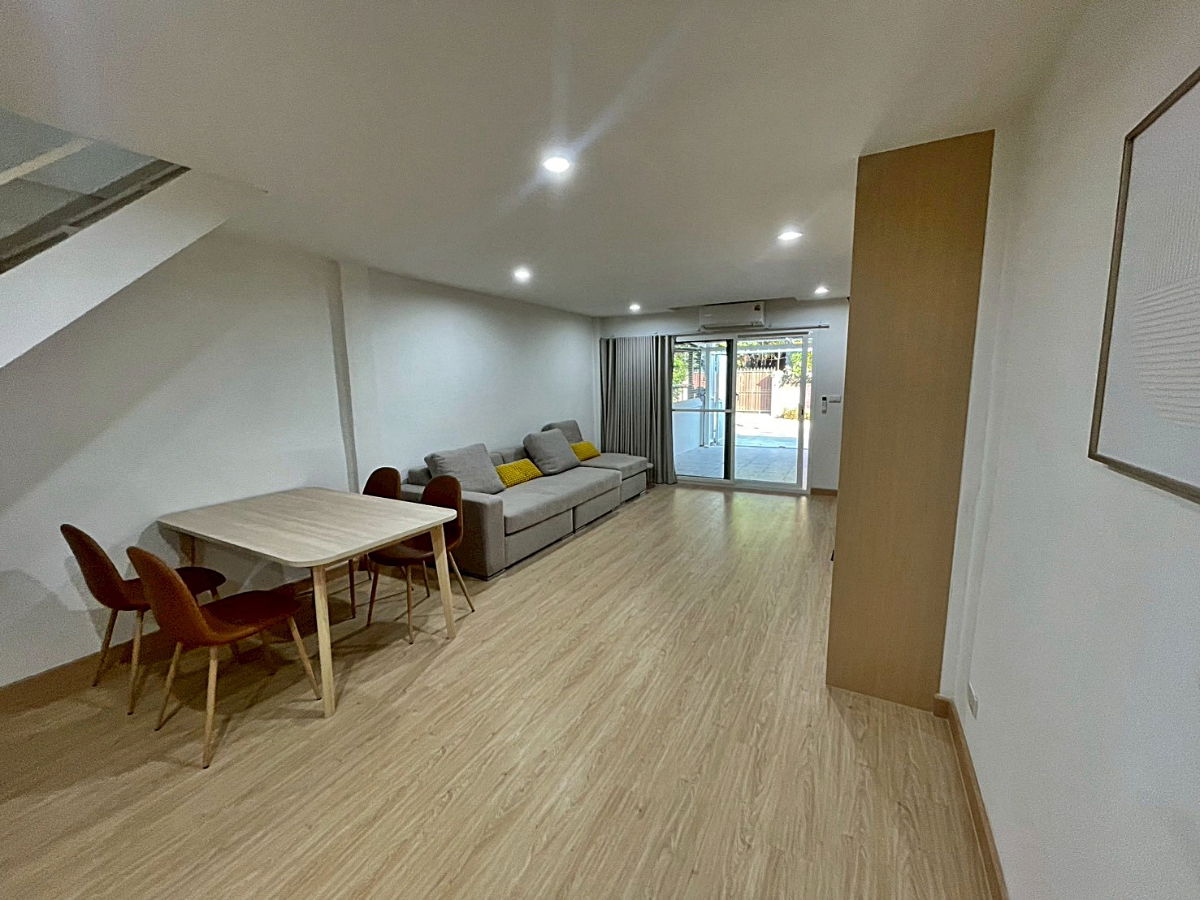 รูป #ให้เช่าบ้านลาซาล 36 สุขุมวิท 105 บางนา ใกล้ bts แบริ่ง ใกล้โรงเรียนบางกอกพัฒนา - รูปที่ 7/24