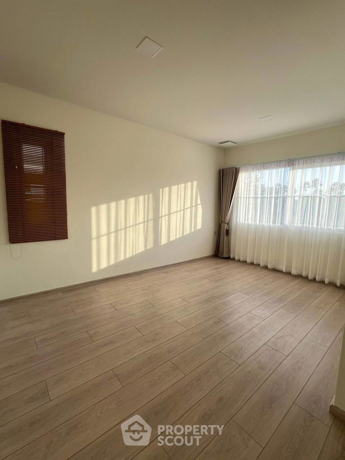 รูป บ้าน 4-ห้องนอน ที่ วิลลาจจิโอ 3 ศรีนครินทร์-บางนา ใน บางแก้ว (ID 2515248) - รูปที่ 10/11