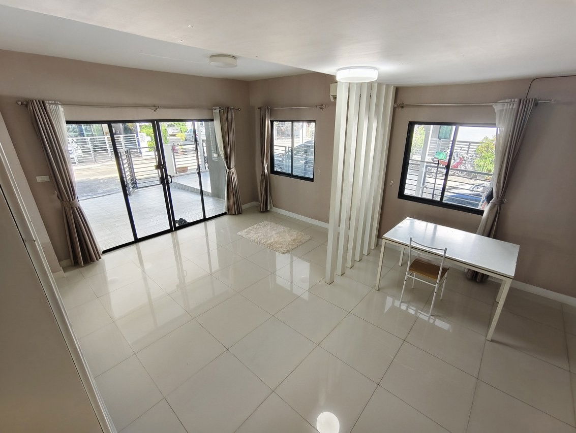 รูป ขายทาวน์โฮมมือสองนนทบุรี โครงการ เดอะคอนเนคอัพ3 รัตนาธิเบศร์17 (The Connect Up 3 Rattanathibet 17) หลังมุม ใกล้รถไฟฟ้าสายสีม่วงสถานี แยกนนทบุรี 1  - รูปที่ 6/15