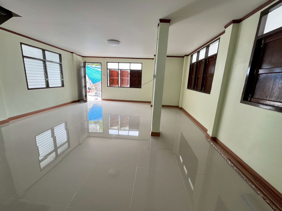 รูป ขายบ้าน2ชั้น  31.5ตร.ว.ใกล้ ม.เอเชีย เพชรเกษม - รูปที่ 3/11