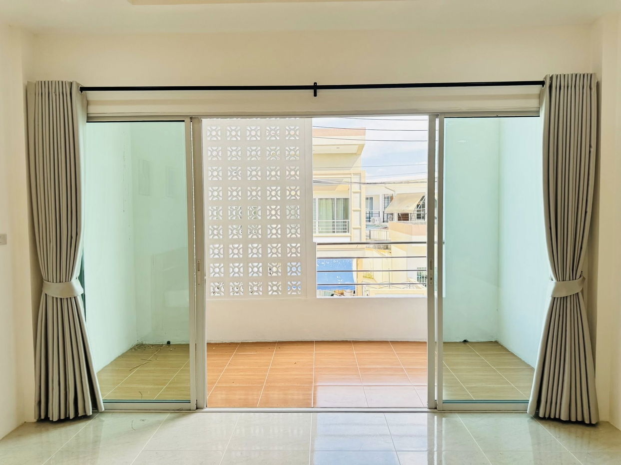 picture Townhome for Sale – Nong Ket Yai, North Pattaya - 14/18