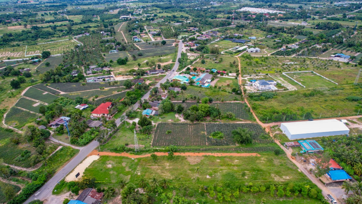 picture Land for sale, good location, mountain view, suitable for building a house - 6/6