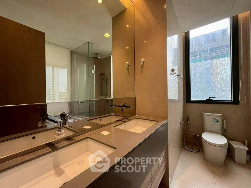 picture 2-BR Condo at The Esse Asoke near MRT Sukhumvit (ID 2515365) - 9/12