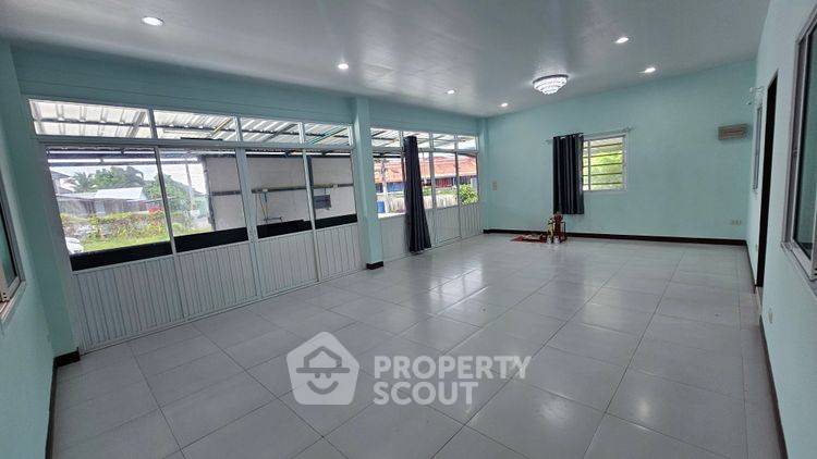 รูป บ้าน 2-ห้องนอน ใน บ้านบึง (ID 2515751) - รูปที่ 3/13