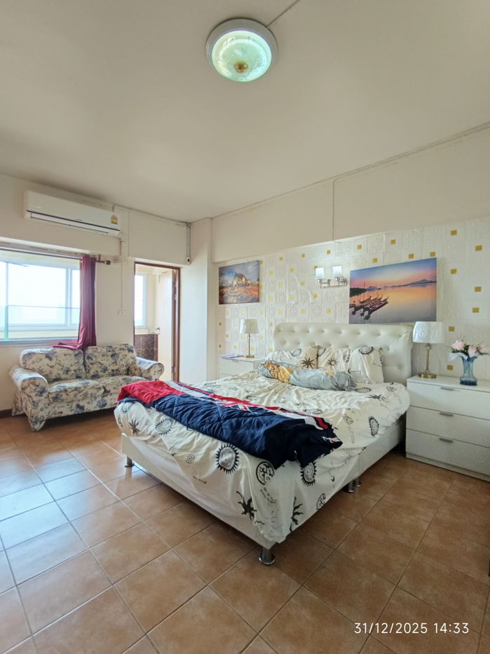 picture Condo south Pattaya with furnitures - 1/13