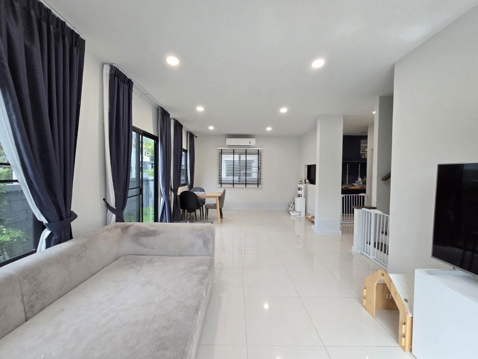 รูป บ้านแฝดมือสองนนทบุรี โครงการ บริทาเนีย วงแหวน-ปิ่นเกล้า (Britania Wongwaen - Pinklao) หลังมุม เนื้อที่ 39.20 ตร.ว. แถมฟรี! เครื่องปรับอากาศ - รูปที่ 6/10