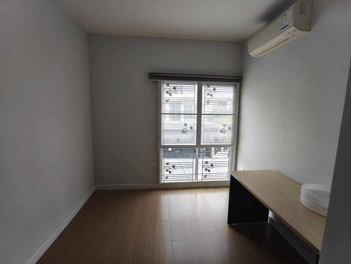 รูป ขายทาวน์เฮ้าส์มือสองย่านนนทบุรี โครงการ ซิตี้เซนส์ รัตนาธิเบศร์-เลี่ยงเมืองนนท์ (Citysense Rattanathibet - Liang Mueang Non 13) หลังมุม - รูปที่ 8/11